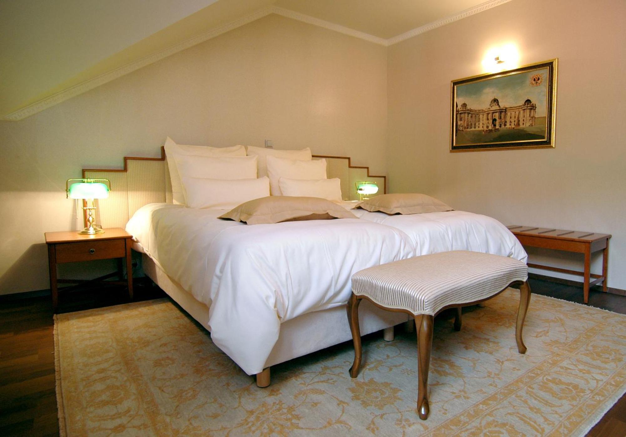 Hotel Mitra, Story Hotels พทุย ภายนอก รูปภาพ
