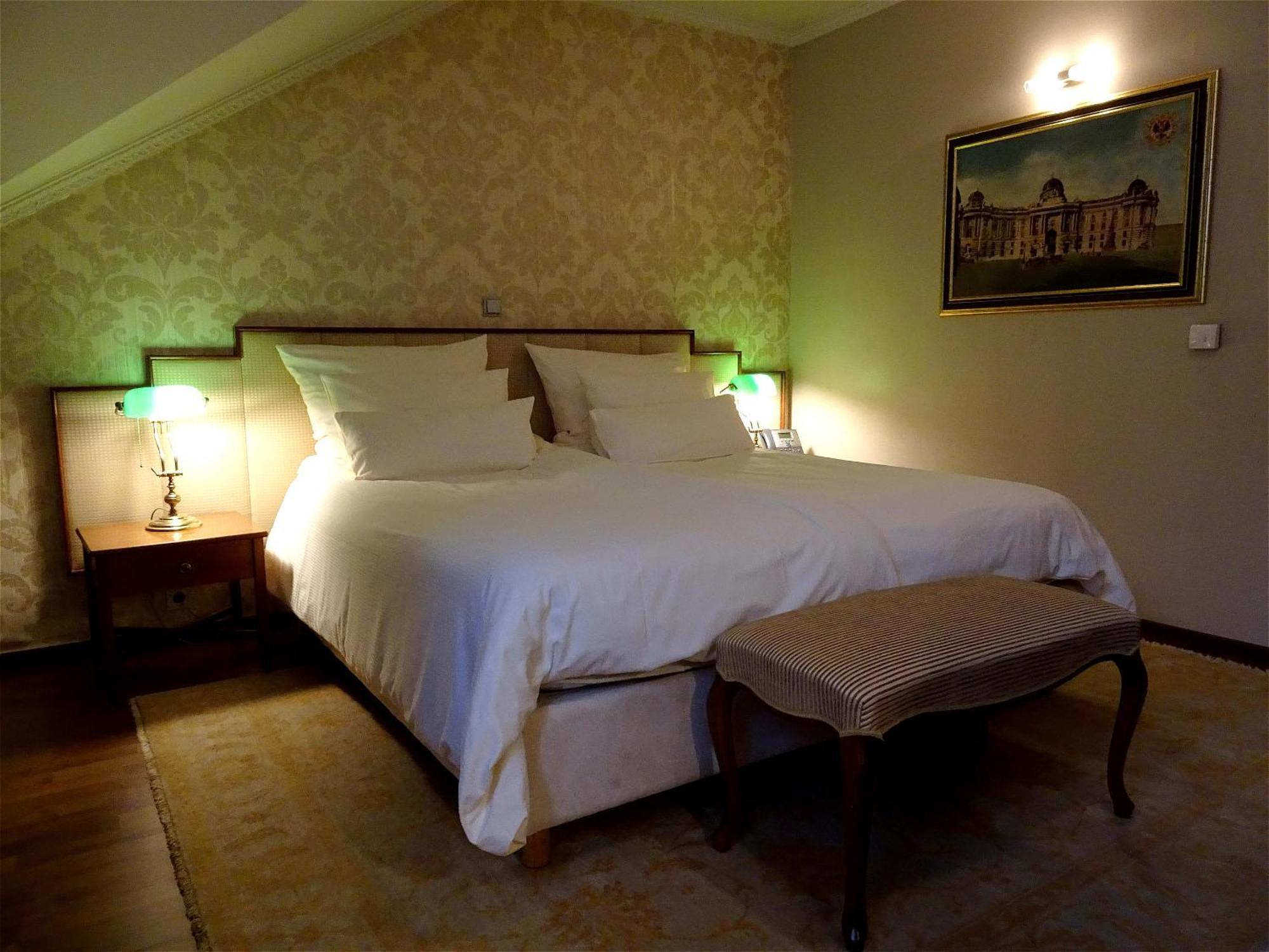Hotel Mitra, Story Hotels พทุย ภายนอก รูปภาพ