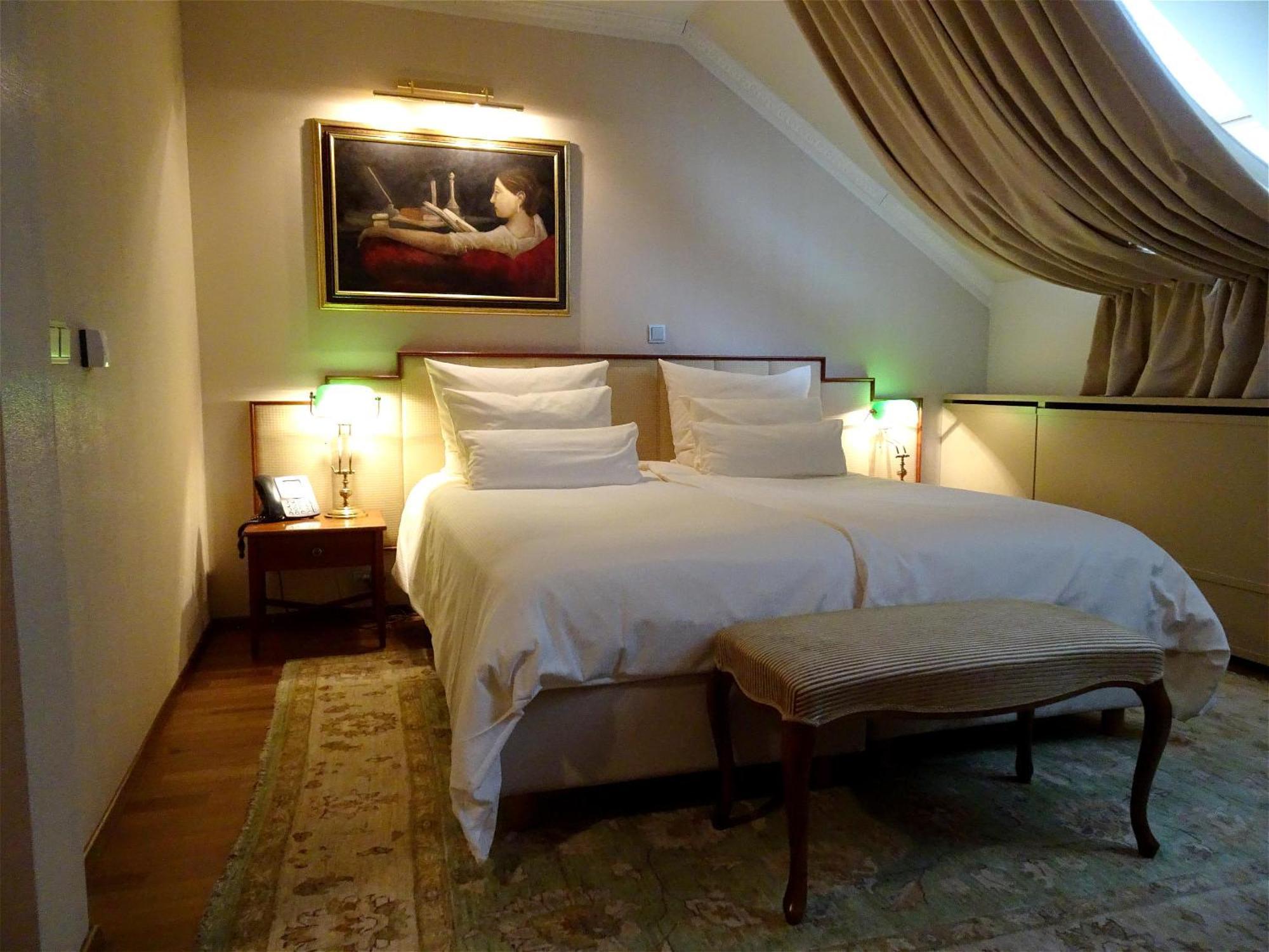 Hotel Mitra, Story Hotels พทุย ภายนอก รูปภาพ