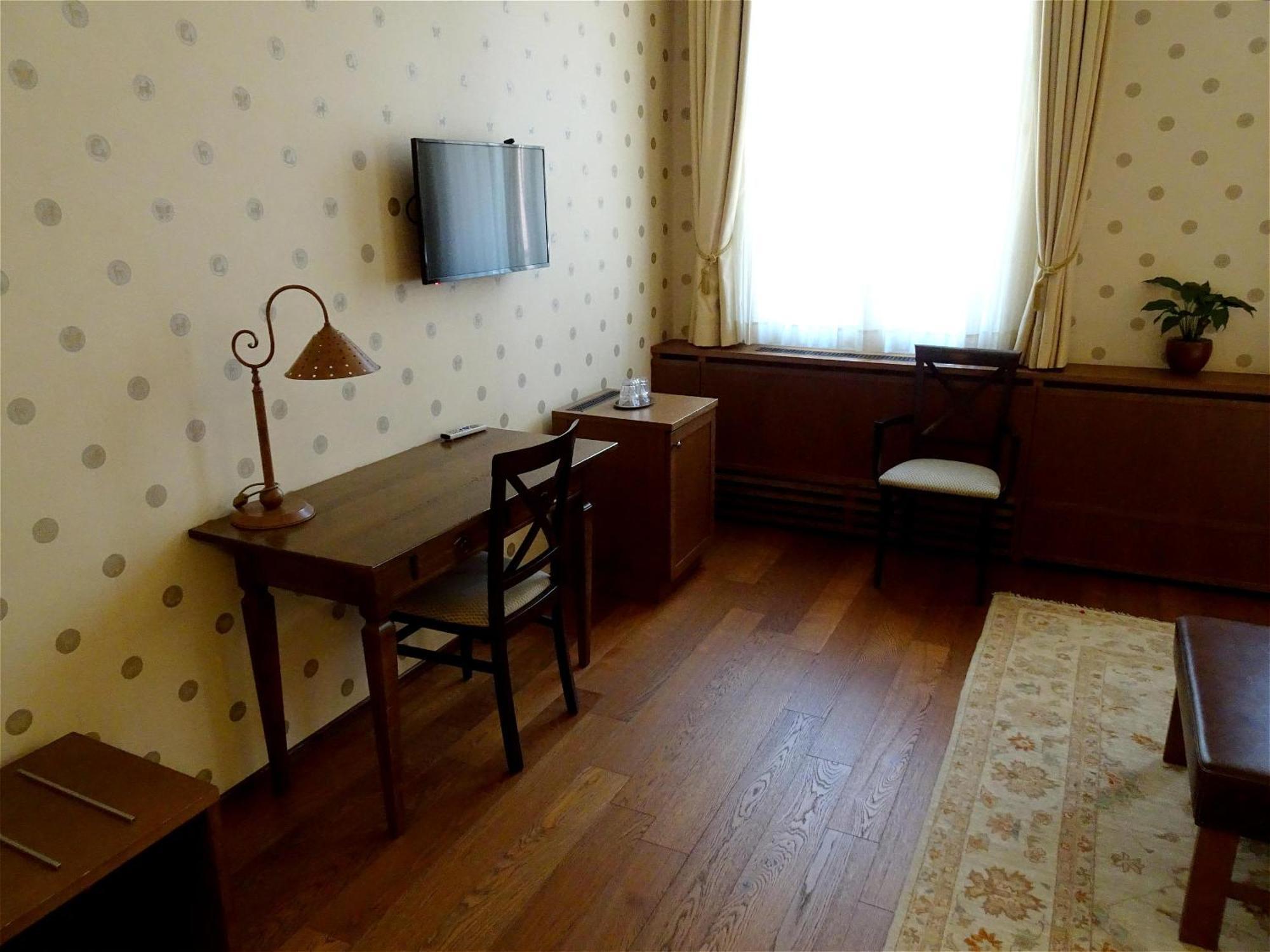 Hotel Mitra, Story Hotels พทุย ภายนอก รูปภาพ