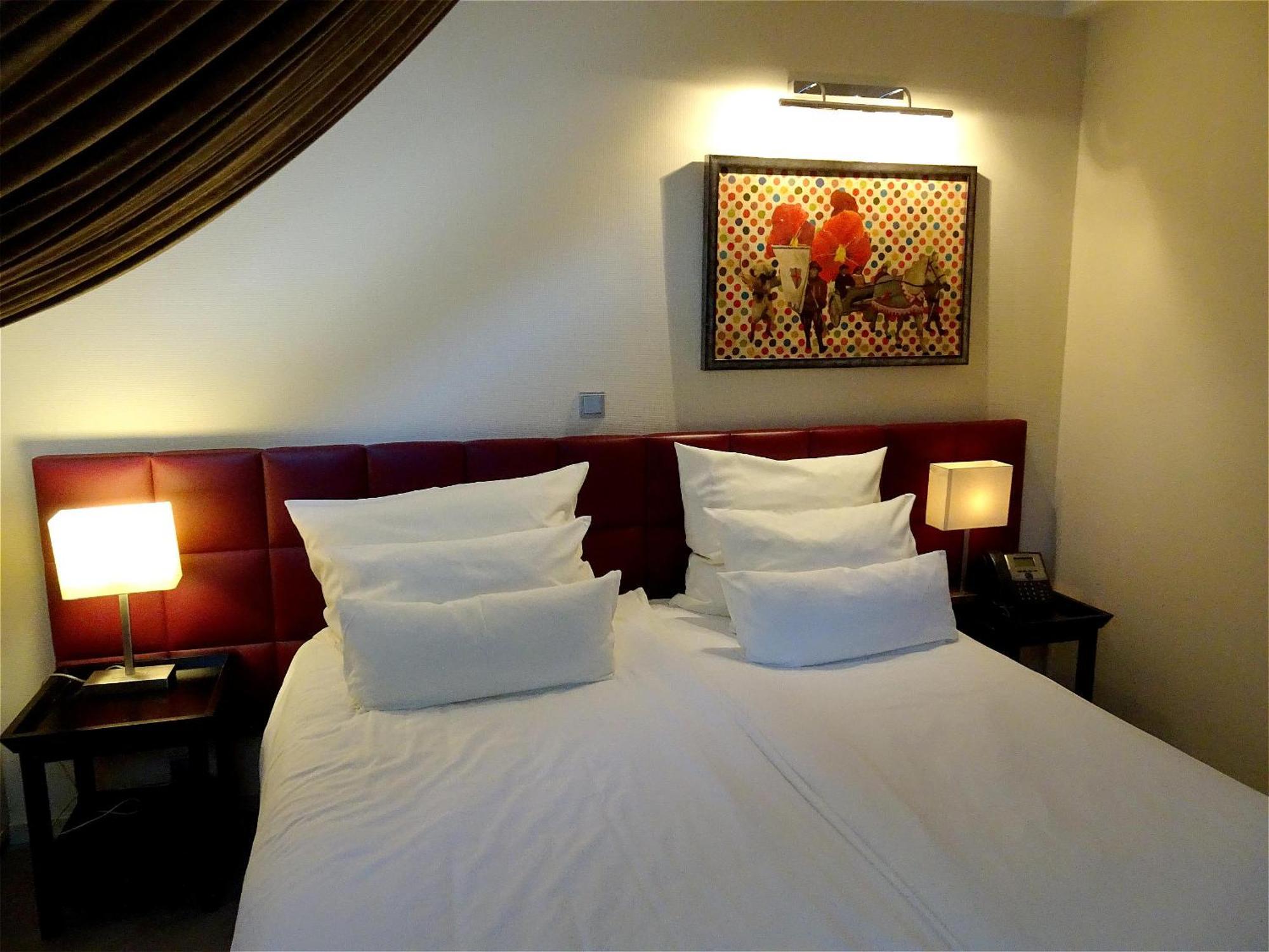 Hotel Mitra, Story Hotels พทุย ภายนอก รูปภาพ