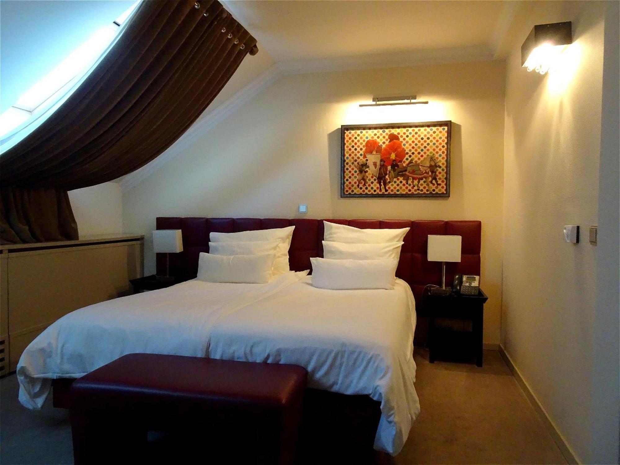 Hotel Mitra, Story Hotels พทุย ภายนอก รูปภาพ